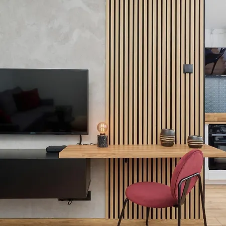 Appartement Centre & Main Square By Renters