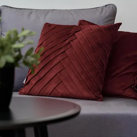 アパート Centre & Main Square By Renters *