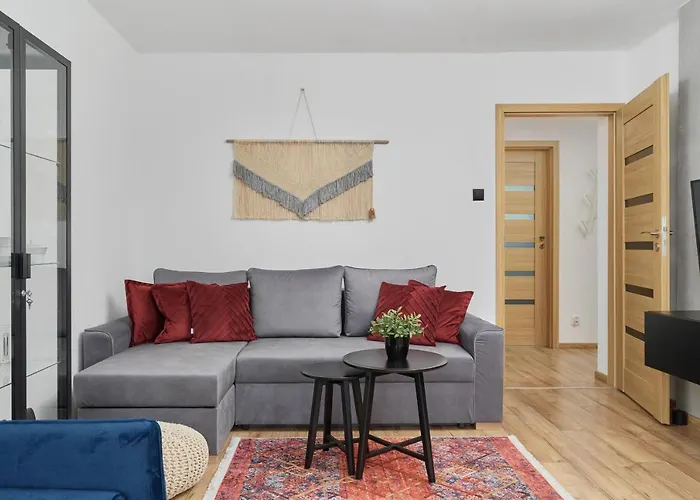 Centre & Main Square By Renters 브로츠와프